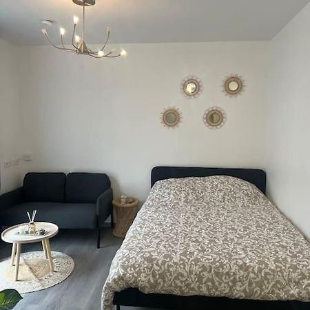Studio Proche Disney Et Paris 诺伊斯·勒·格兰德 外观 照片