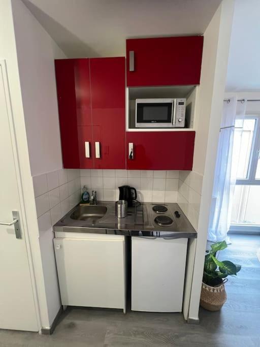 Studio Proche Disney Et Paris 诺伊斯·勒·格兰德 外观 照片