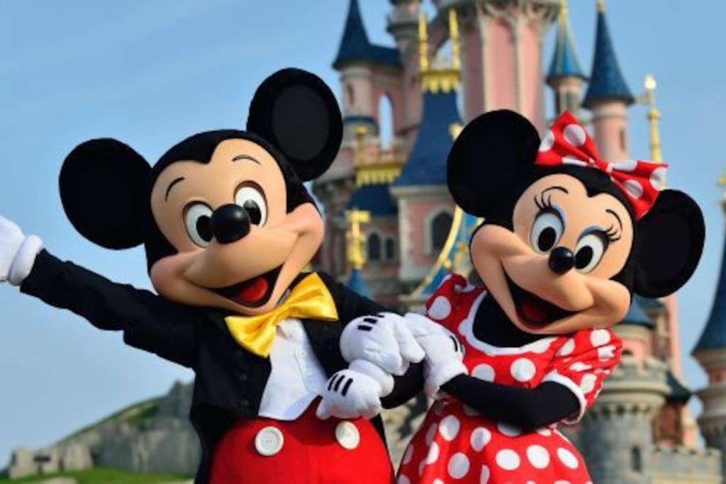 Studio Proche Disney Et Paris 诺伊斯·勒·格兰德 外观 照片